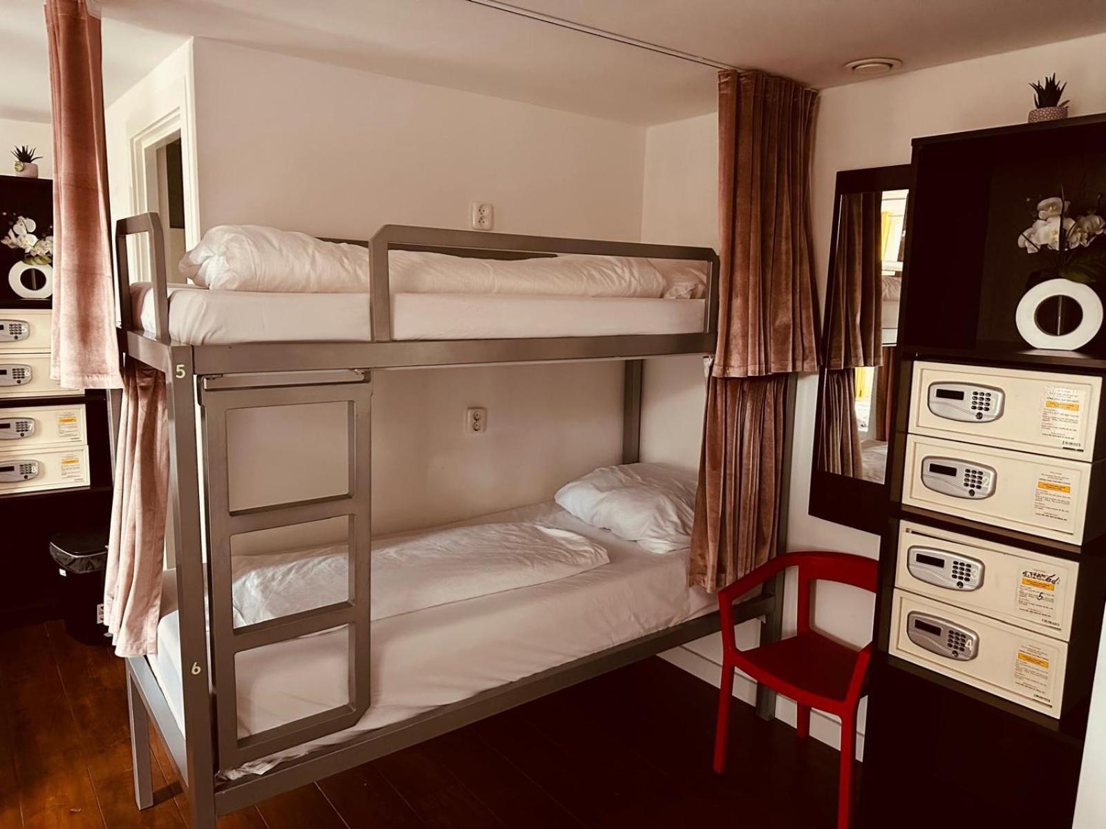 Room Mate Hostel Amsterdam Zaandam Ngoại thất bức ảnh