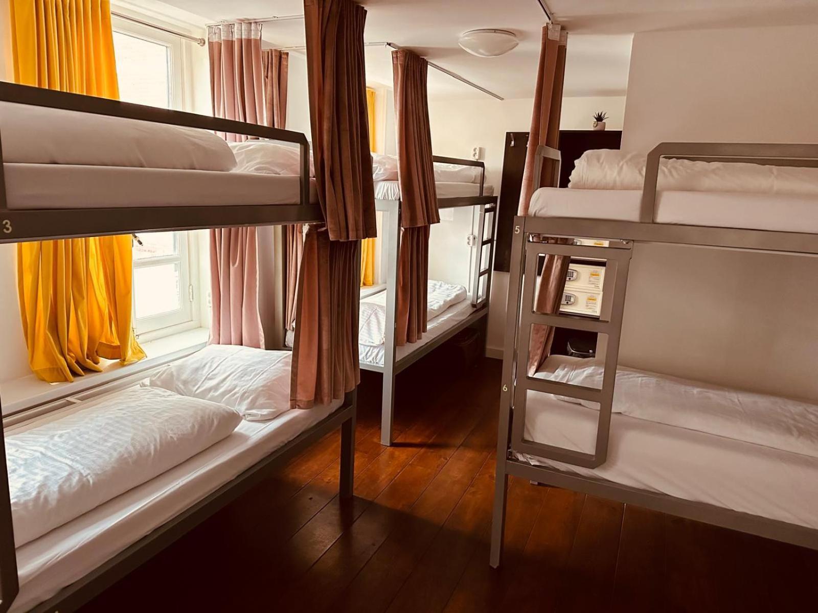 Room Mate Hostel Amsterdam Zaandam Ngoại thất bức ảnh